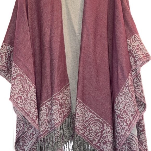 V. Fraas Woman's Fringe Poncho One Size Festival Cowboy Boho Hippie - Picture 6 of 16